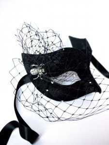 Black Widow Lace Venetian Mask s