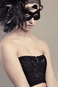 Black & White Feather Masquerade Mask